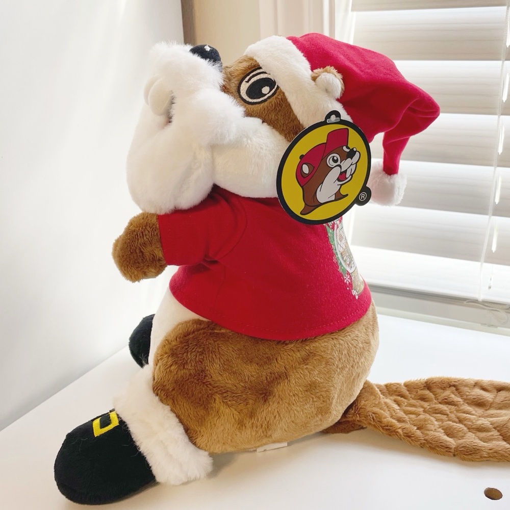 Buc-ee's Holiday Plush Beaver in Red Santa Outfit